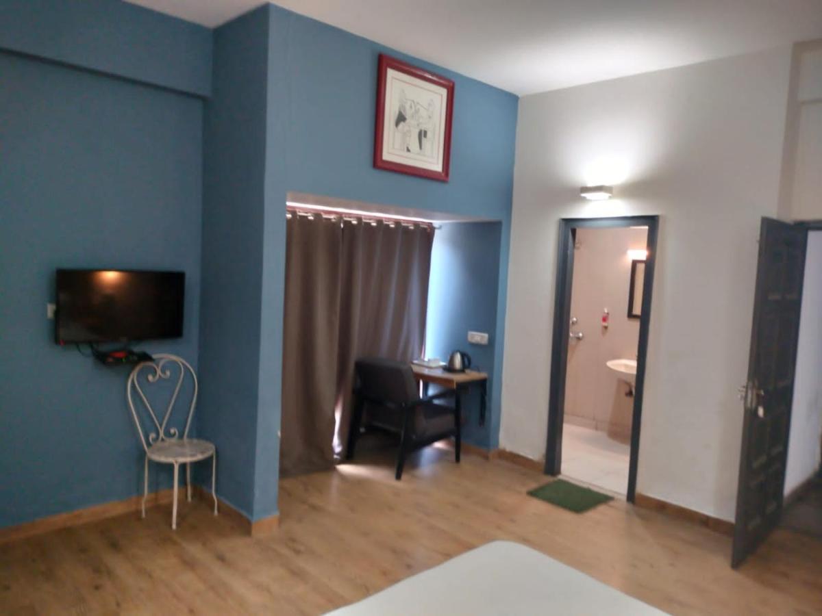 Divine Inn Couple Friendly Hotel Near Sector 51 Metro Station Noida Eksteriør billede