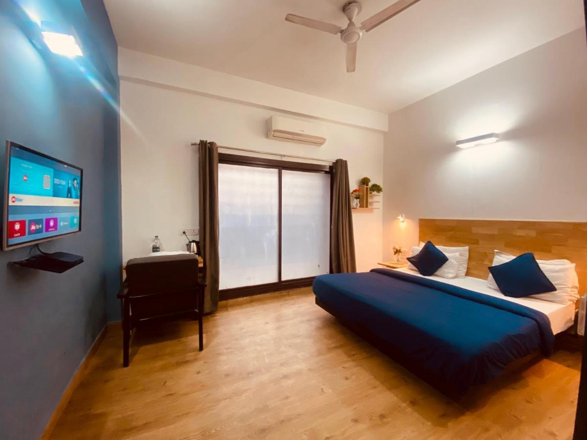 Divine Inn Couple Friendly Hotel Near Sector 51 Metro Station Noida Eksteriør billede