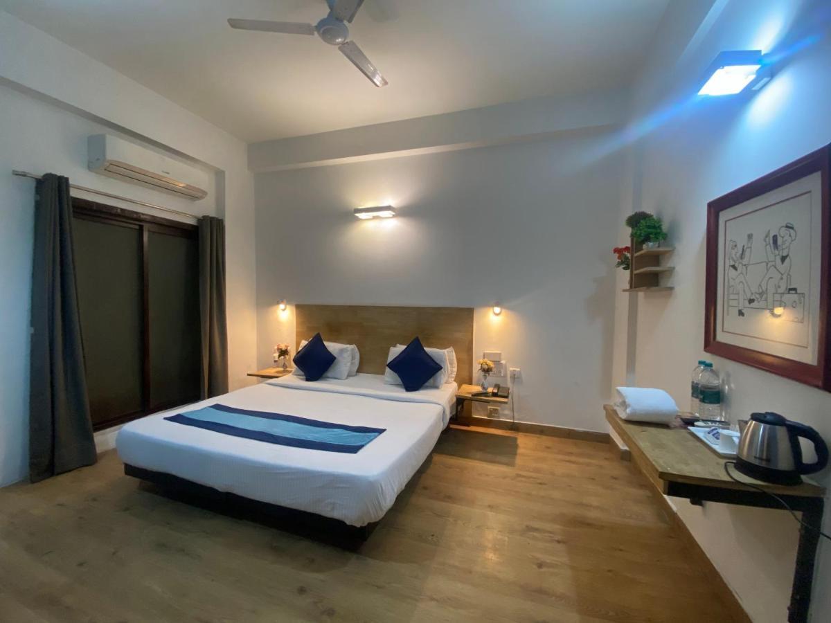 Divine Inn Couple Friendly Hotel Near Sector 51 Metro Station Noida Eksteriør billede