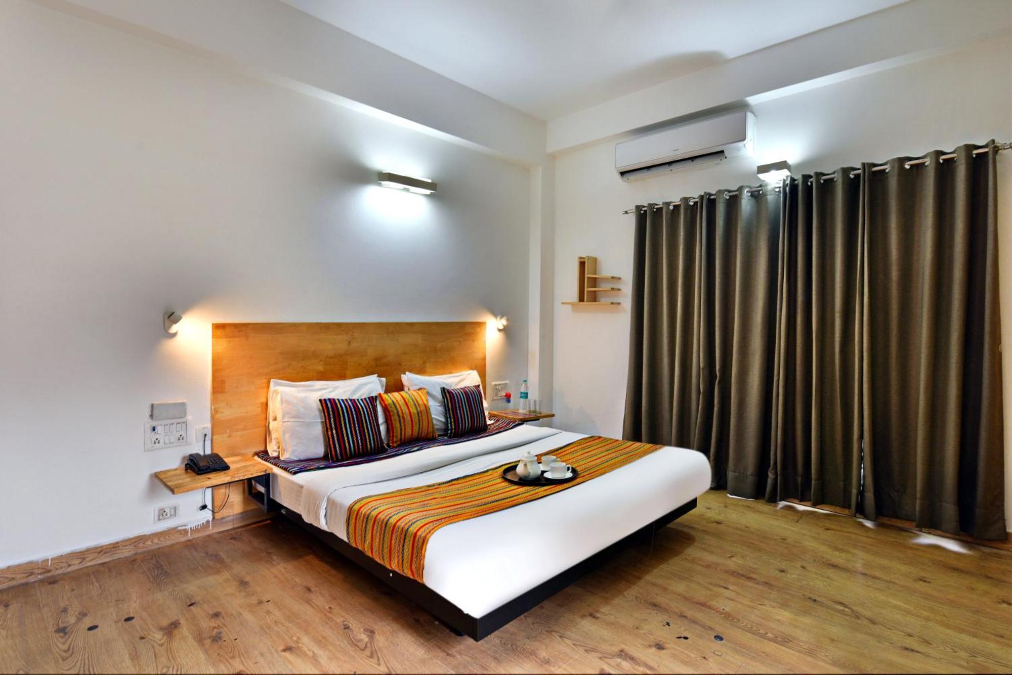 Divine Inn Couple Friendly Hotel Near Sector 51 Metro Station Noida Eksteriør billede